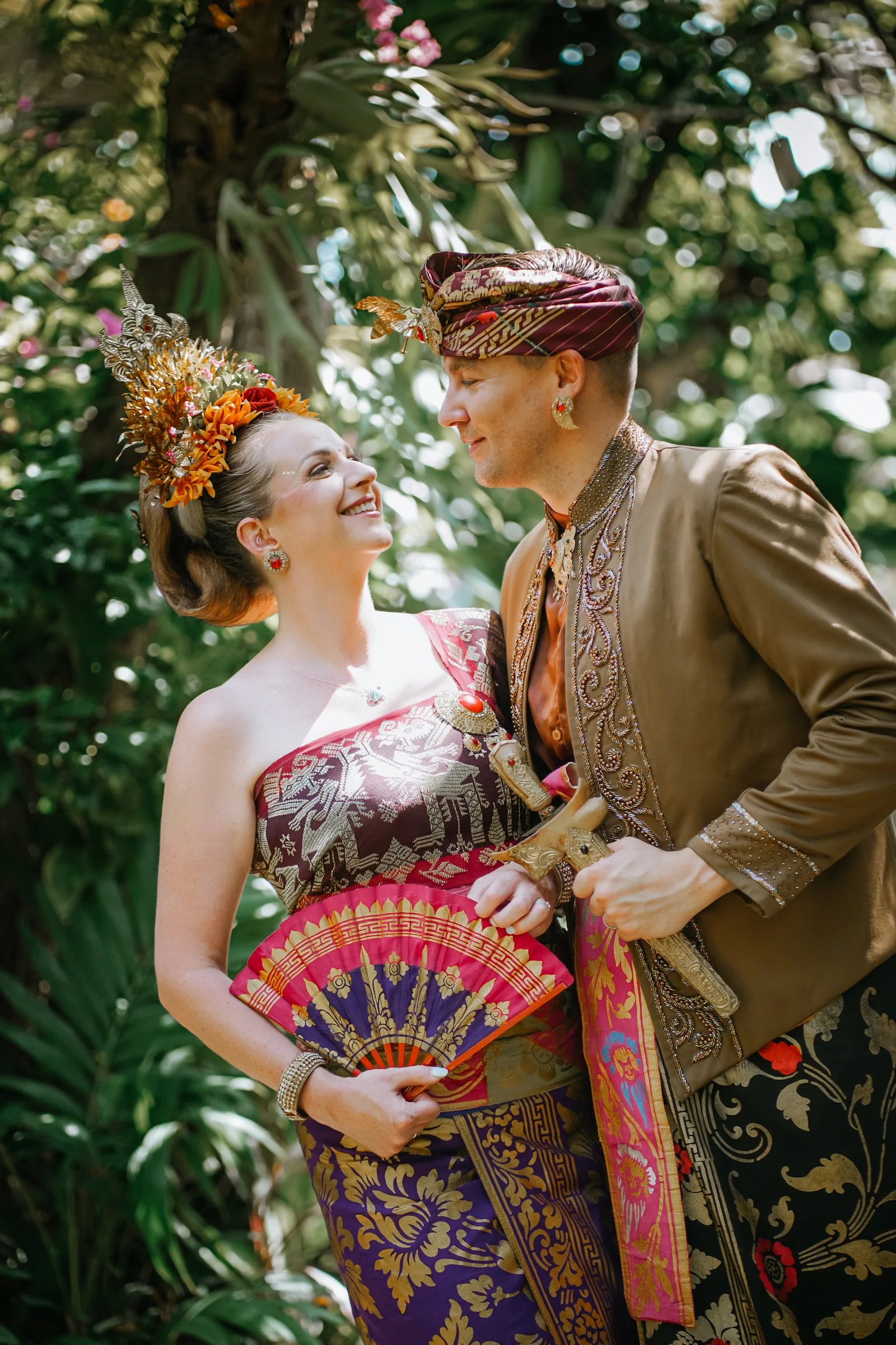 A couple wearing Balinese ceremonial attire during a Mahagiri wedding photoshoot